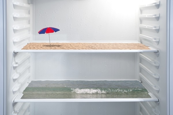 refrigerator warm