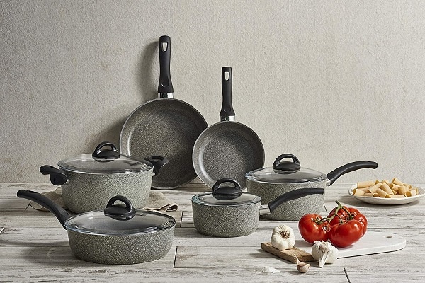 what cookware is best for glass top stoves